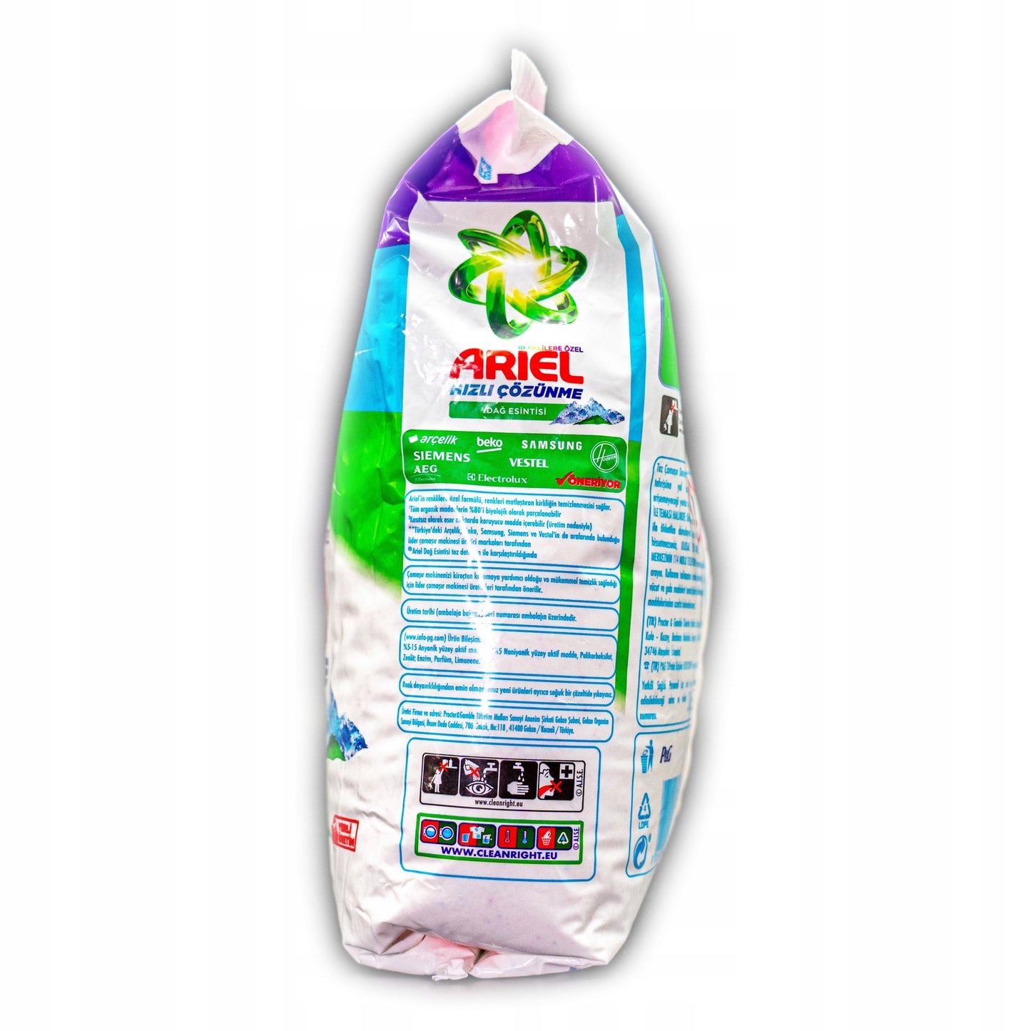 Prací prášek Ariel na barevné prádlo 3 kg 